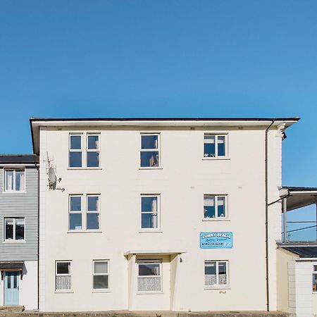 Sunny Beach Apartments Shanklin Exterior foto