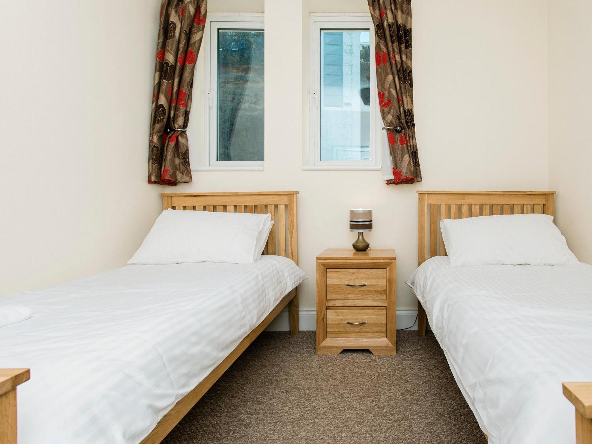 Sunny Beach Apartments Shanklin Exterior foto